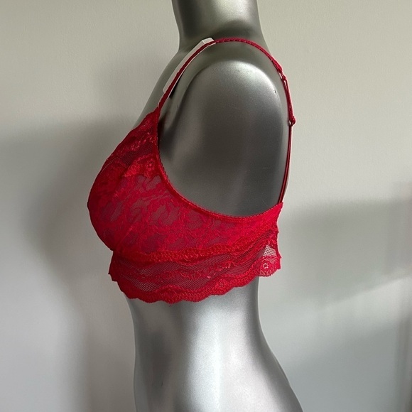 🆕Red Lace Bralette - Picture 5 of 14